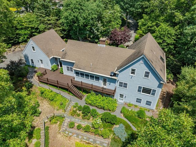 69 Martingale Ln, Brewster, MA 02631