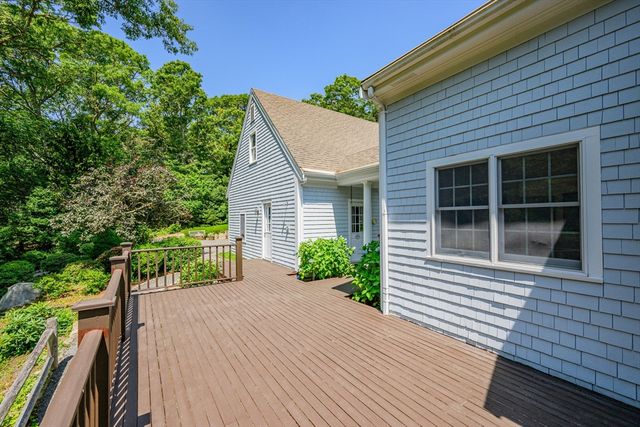 69 Martingale Ln, Brewster, MA 02631
