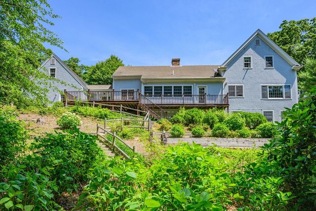69 Martingale Ln, Brewster, MA 02631