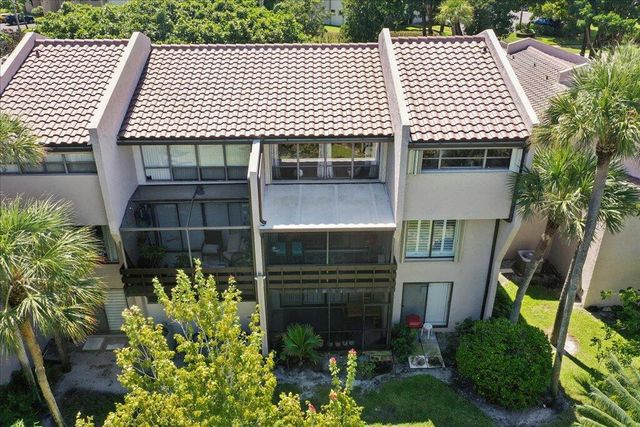 149 NW 70th Street 106c, Boca Raton, FL 33487