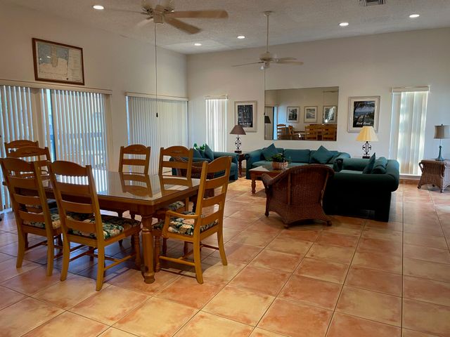 149 NW 70th Street 106c, Boca Raton, FL 33487