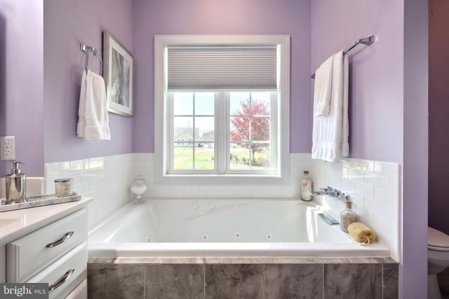 16 HINES DR, East Berlin, PA 17316