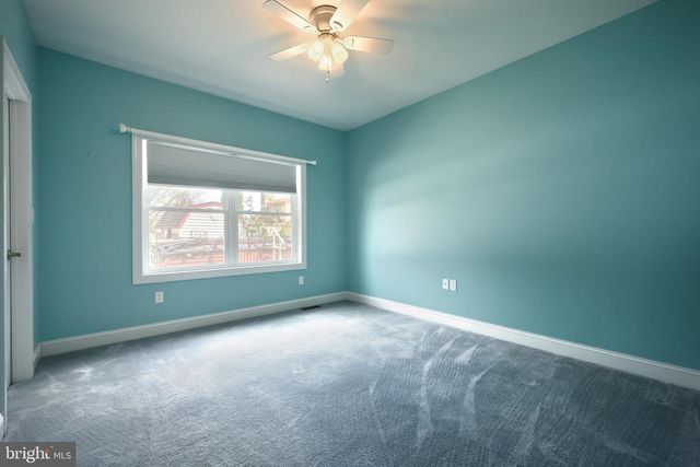16 HINES DR, East Berlin, PA 17316