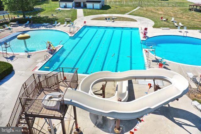 16 HINES DR, East Berlin, PA 17316