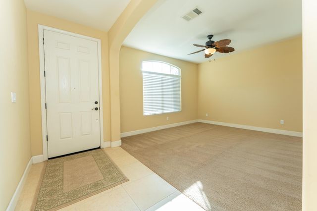 2994 Scoon Court, Tulare, CA 93274