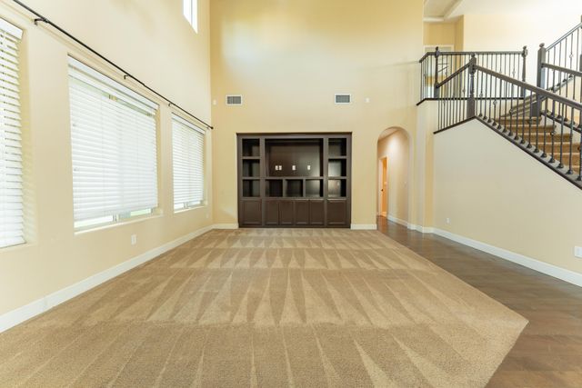 2994 Scoon Court, Tulare, CA 93274