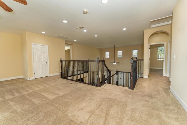 2994 Scoon Court, Tulare, CA 93274