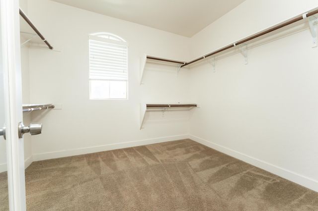 2994 Scoon Court, Tulare, CA 93274