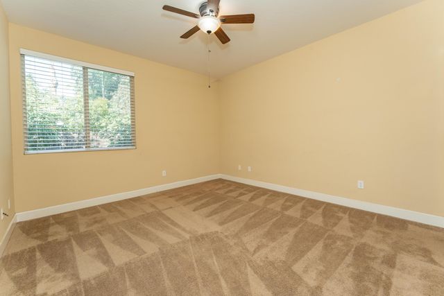 2994 Scoon Court, Tulare, CA 93274