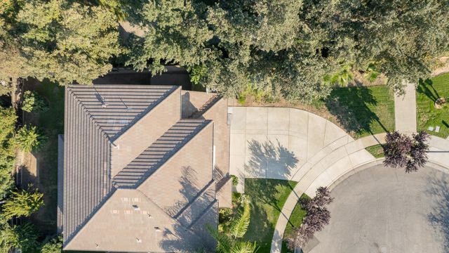 2994 Scoon Court, Tulare, CA 93274