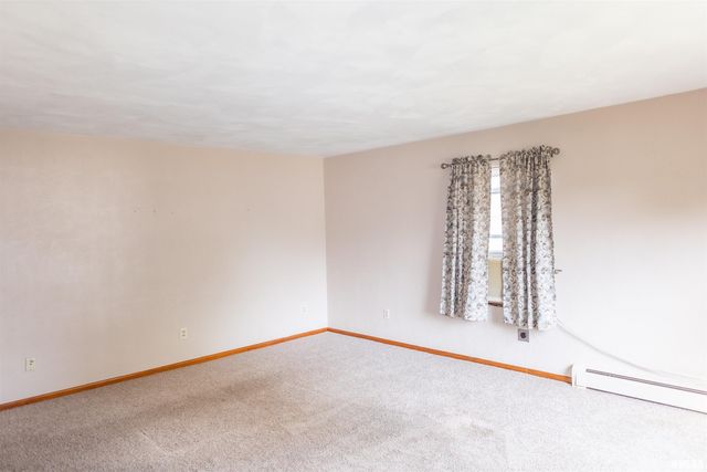 966 N 7TH Avenue, Canton, IL 61520