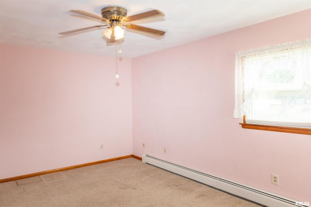 966 N 7TH Avenue, Canton, IL 61520