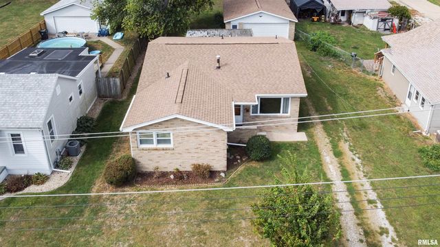 966 N 7TH Avenue, Canton, IL 61520