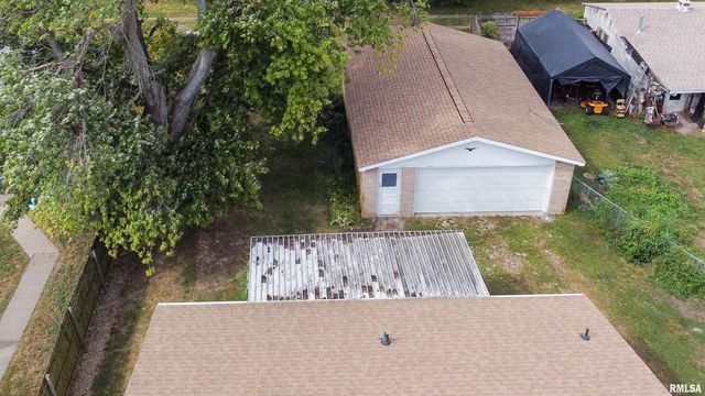 966 N 7TH Avenue, Canton, IL 61520