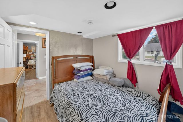 345 Woodruff Avenue, Avenel, NJ 07001
