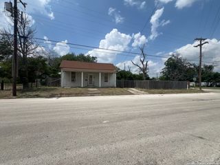 227 Seguin, San Antonio, TX 78208