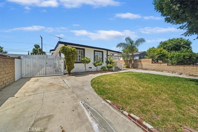 6610 San Carlos Street, Paramount, CA 90723