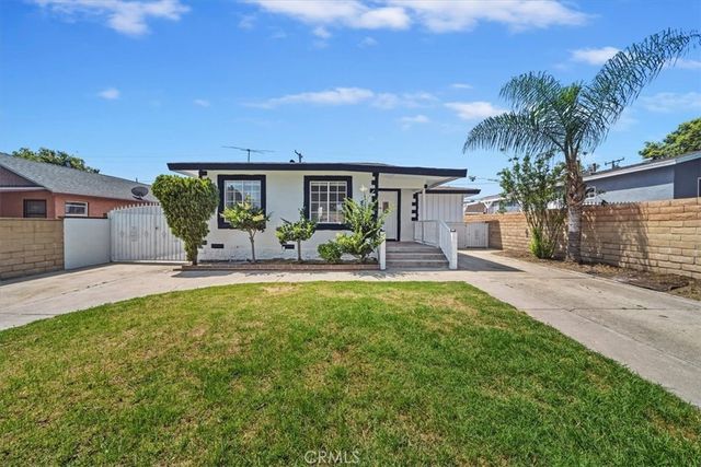 6610 San Carlos Street, Paramount, CA 90723