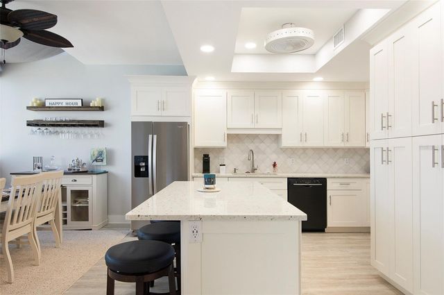 557 PINELLAS BAYWAY S 114, Tierra Verde, FL 33715