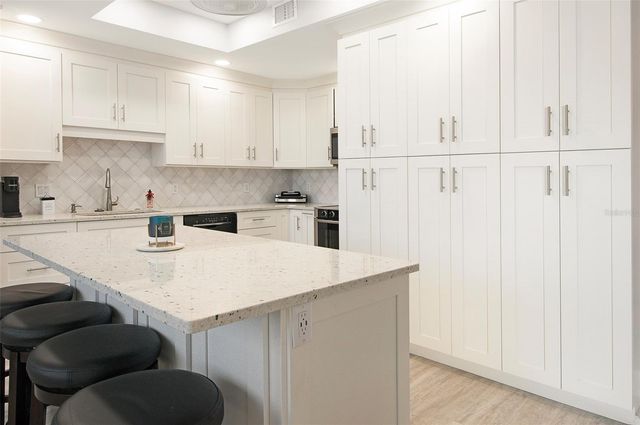 557 PINELLAS BAYWAY S 114, Tierra Verde, FL 33715