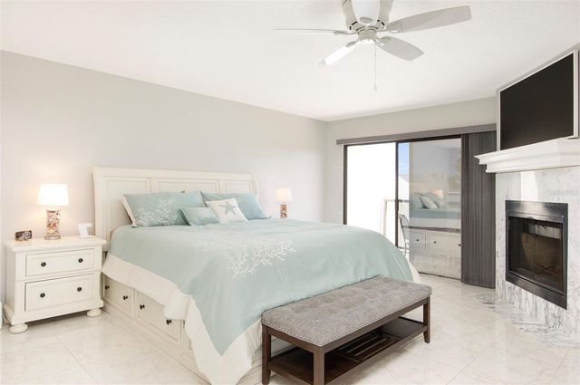 557 PINELLAS BAYWAY S 114, Tierra Verde, FL 33715