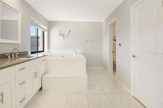 557 PINELLAS BAYWAY S 114, Tierra Verde, FL 33715