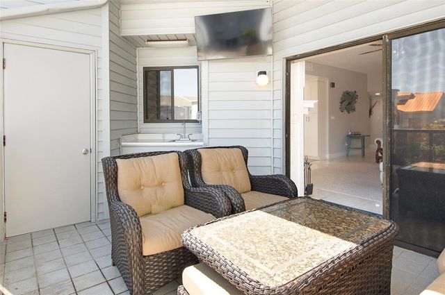 557 PINELLAS BAYWAY S 114, Tierra Verde, FL 33715