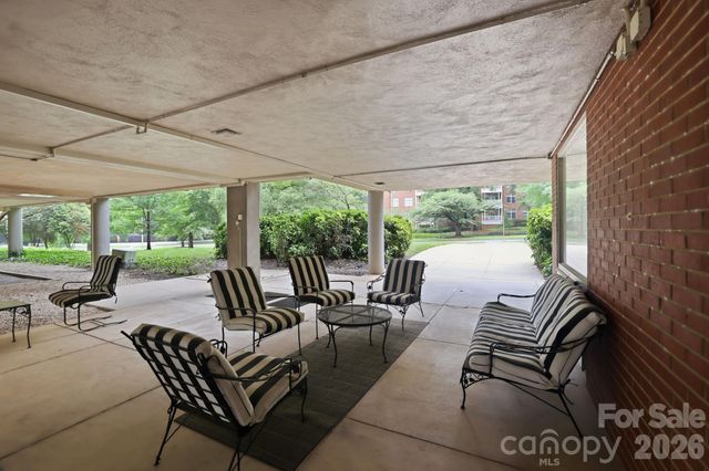 1300 Queens Road 416, Charlotte, NC 28207