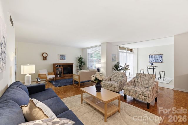 1300 Queens Road 416, Charlotte, NC 28207