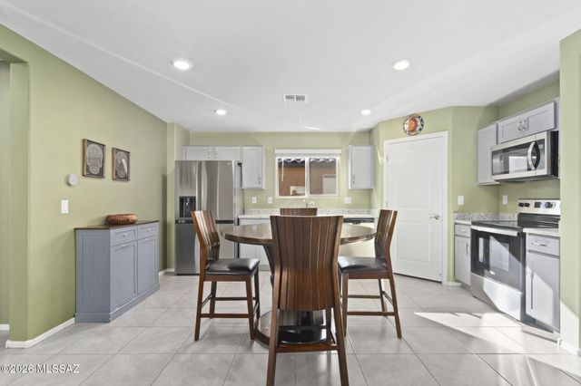 8870 E Raven Hill Way, Tucson, AZ 85730