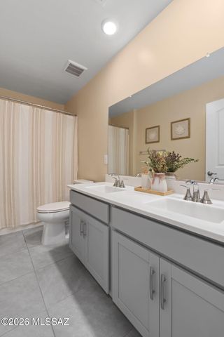 8870 E Raven Hill Way, Tucson, AZ 85730