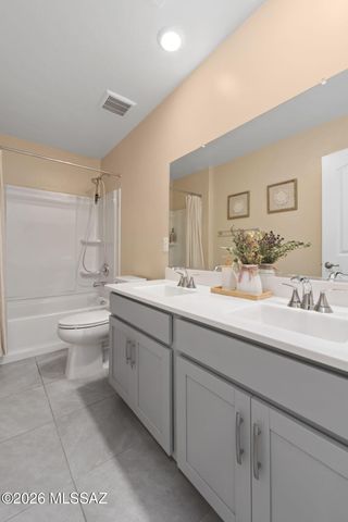 8870 E Raven Hill Way, Tucson, AZ 85730