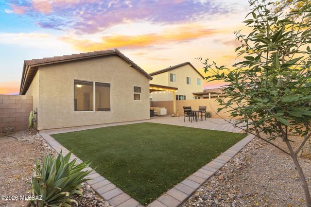 8870 E Raven Hill Way, Tucson, AZ 85730