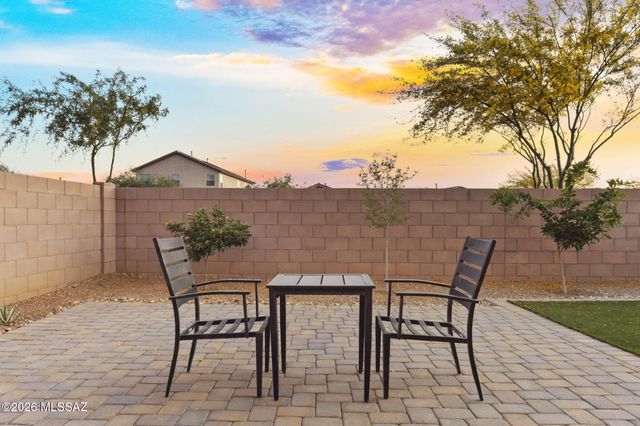 8870 E Raven Hill Way, Tucson, AZ 85730
