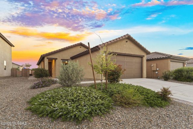 8870 E Raven Hill Way, Tucson, AZ 85730