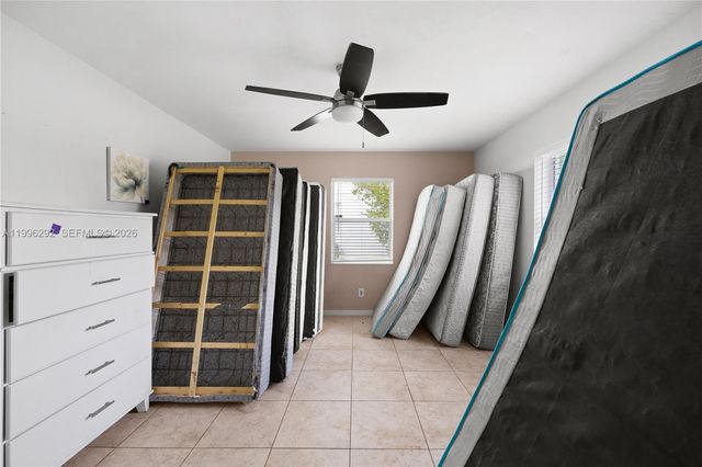 417 SW 1st Ave, Boynton Beach, FL 33435
