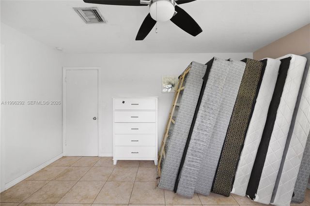 417 SW 1st Ave, Boynton Beach, FL 33435