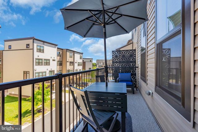 43428 STONEWOOD CROSSING TER, Ashburn, VA 20148