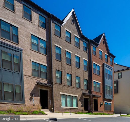 43428 STONEWOOD CROSSING TER, Ashburn, VA 20148