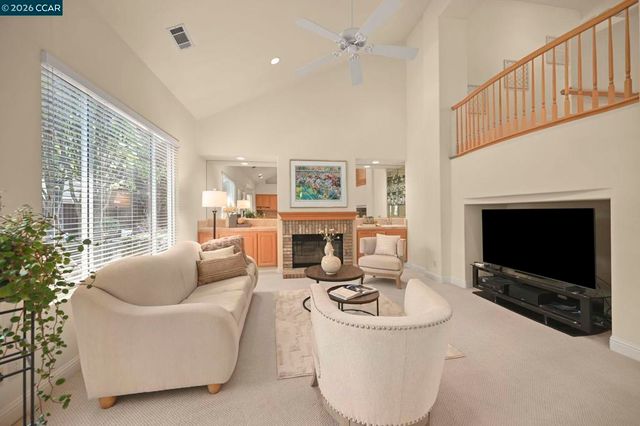 101 Victoria Pl, Danville, CA 94506