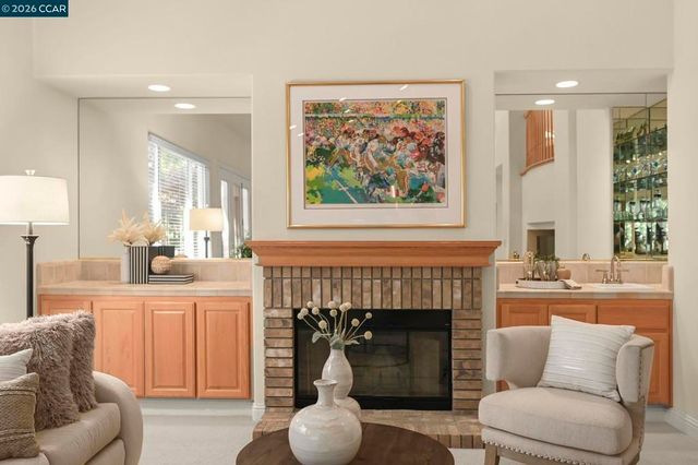 101 Victoria Pl, Danville, CA 94506