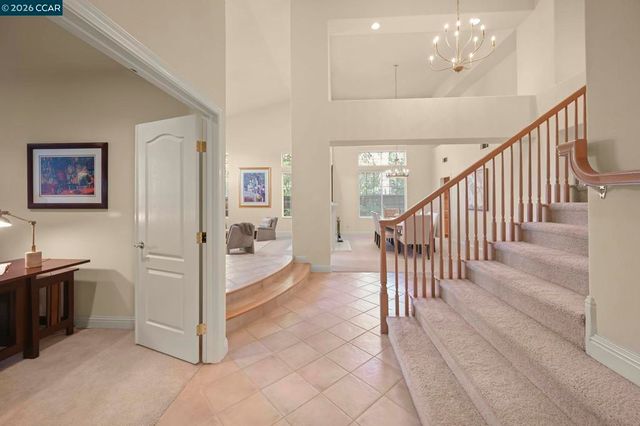 101 Victoria Pl, Danville, CA 94506