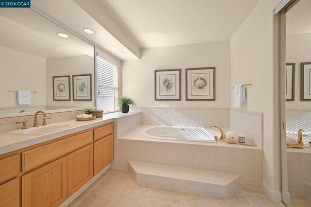 101 Victoria Pl, Danville, CA 94506