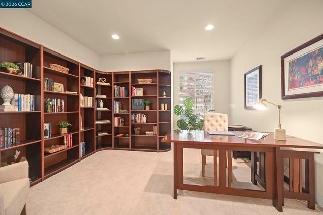 101 Victoria Pl, Danville, CA 94506