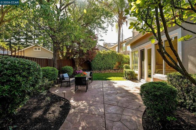 101 Victoria Pl, Danville, CA 94506