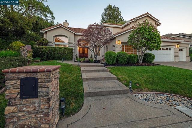 101 Victoria Pl, Danville, CA 94506