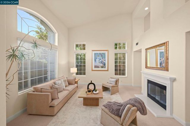 101 Victoria Pl, Danville, CA 94506