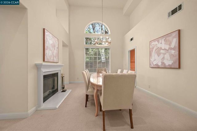 101 Victoria Pl, Danville, CA 94506