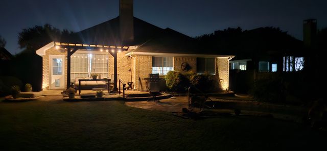 1706 Hollow Creek Court, Garland, TX 75040