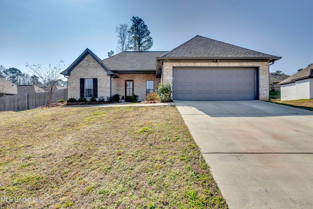 503 Arden Drive, Pearl, MS 39208